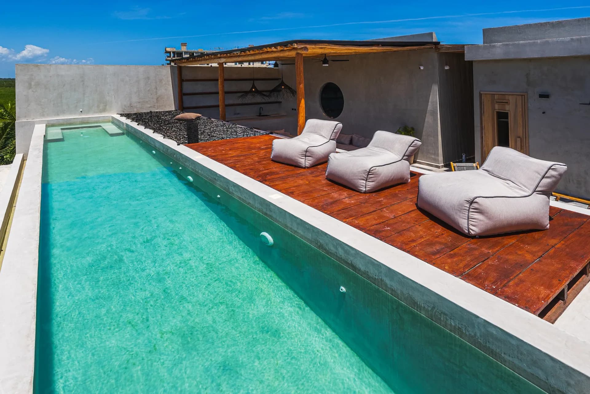 Departamentos con beach club · Vista