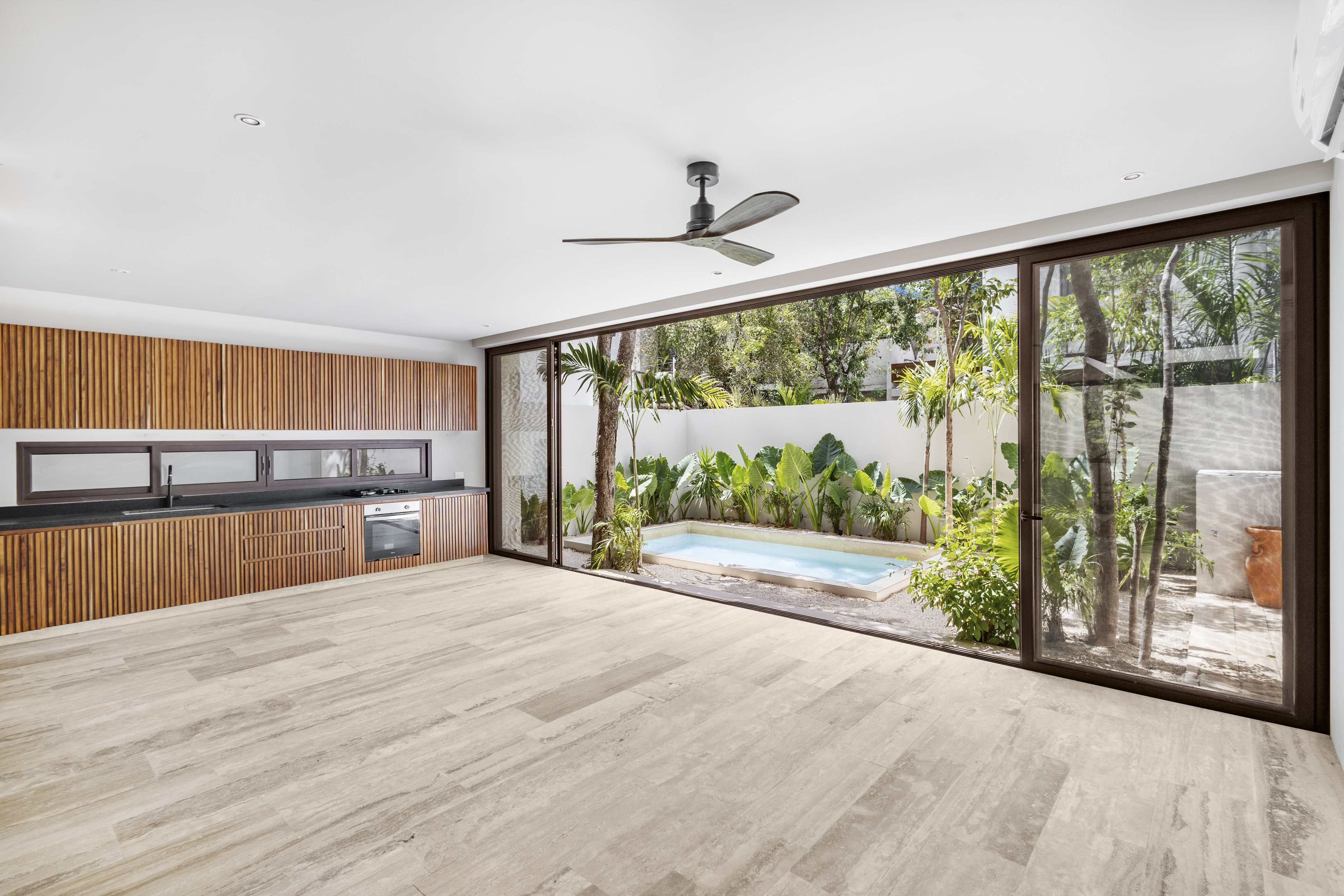 Tulum, 3 Bedrooms Bedrooms, ,3 BathroomsBathrooms,Villa,For Sale,1220